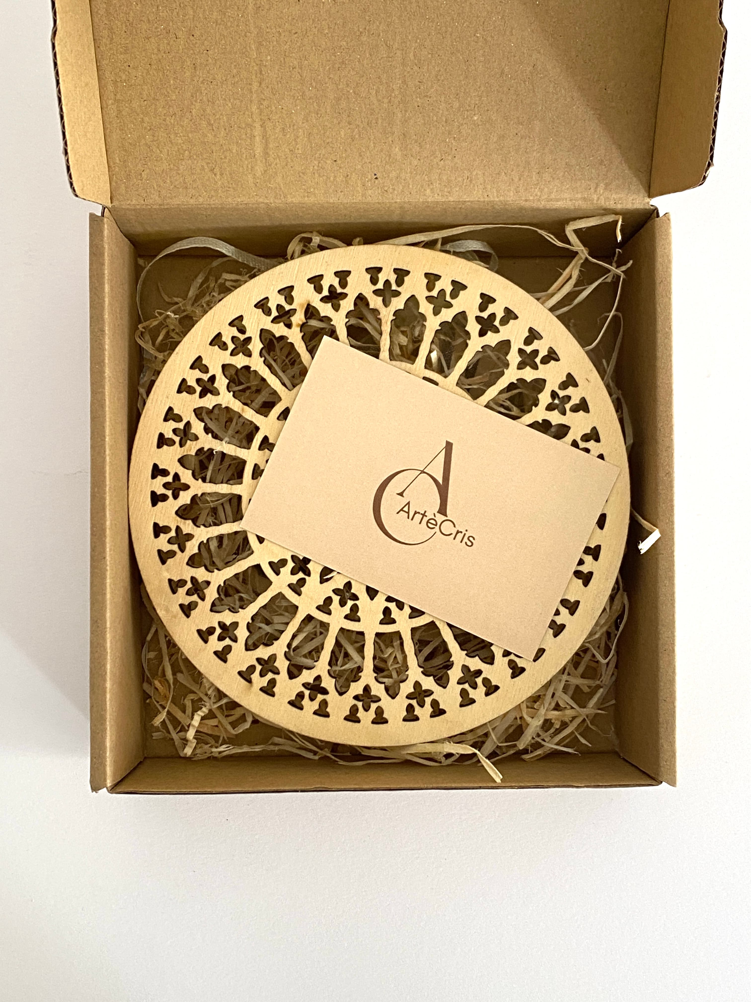 Rosone decorativo - dettaglio 4 di creazione artigianale in legno ArtèCris