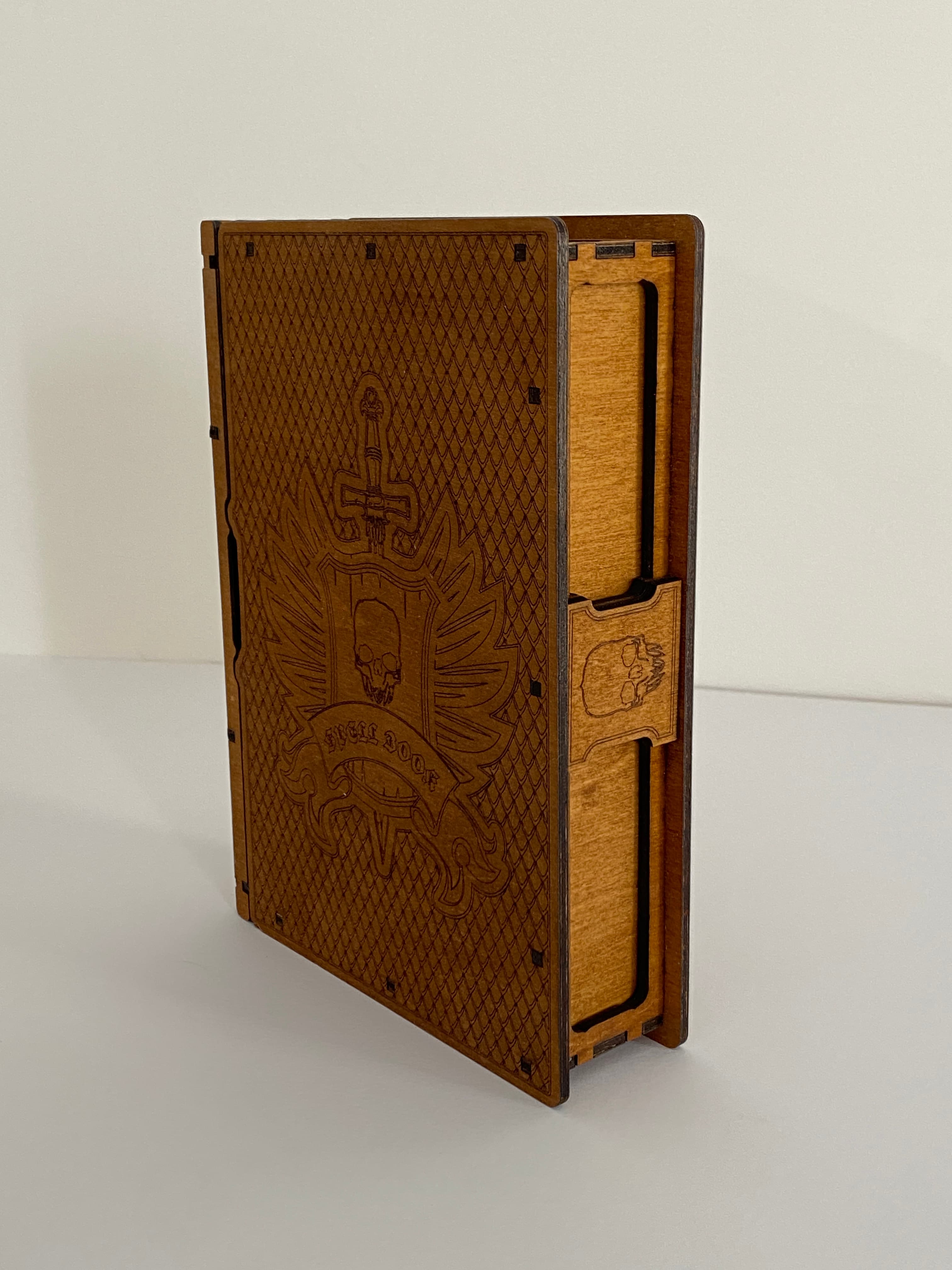 Scatola a libro - dettaglio 8 di creazione artigianale in legno ArtèCris